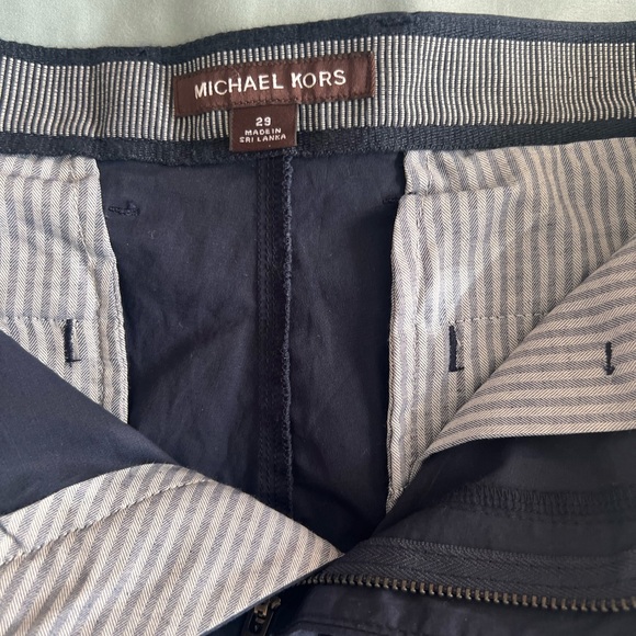 Michael Kors Men’s slim fit shorts - Picture 3 of 4